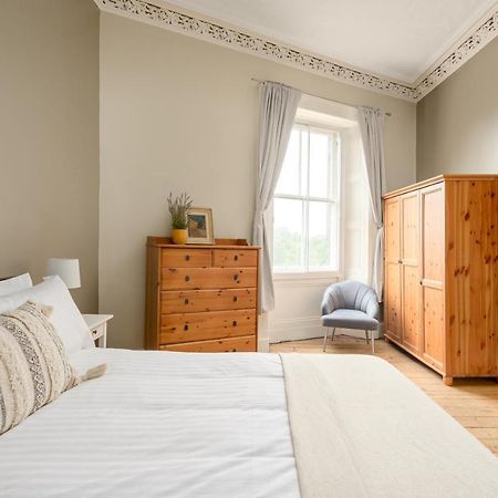2 Bed Old Town Apartment - Next To Castle Εδιμβούργο Εξωτερικό φωτογραφία